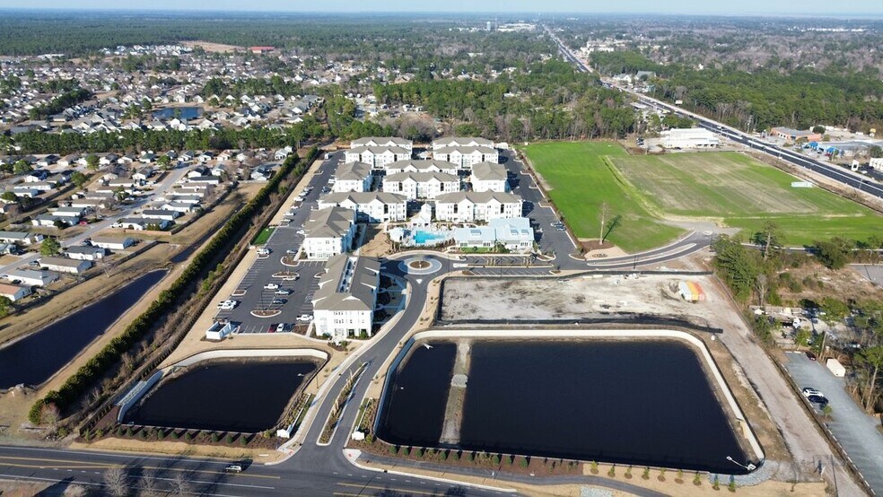 More Photos Of 7241 Market Street, Wilmington Storefront Retail Office For Lease