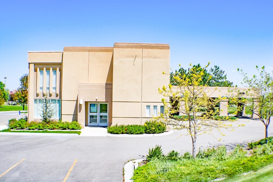 More Photos Of 1715 Pole Line Rd E, Twin Falls Bank For Sale