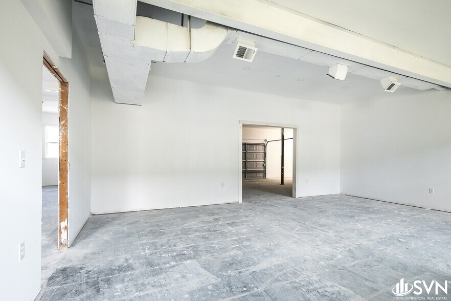 More Photos Of 118 Lester St, Berea Warehouse For Sale