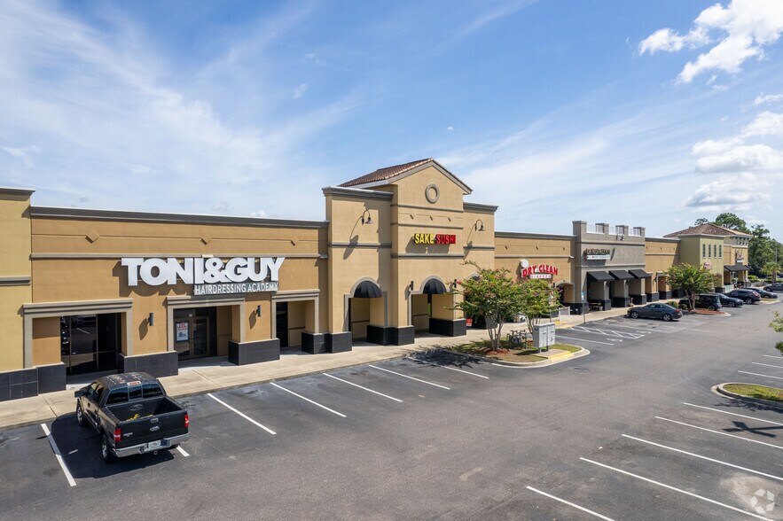 More Photos Of 8206 Philips Hwy, Jacksonville Storefront For Lease