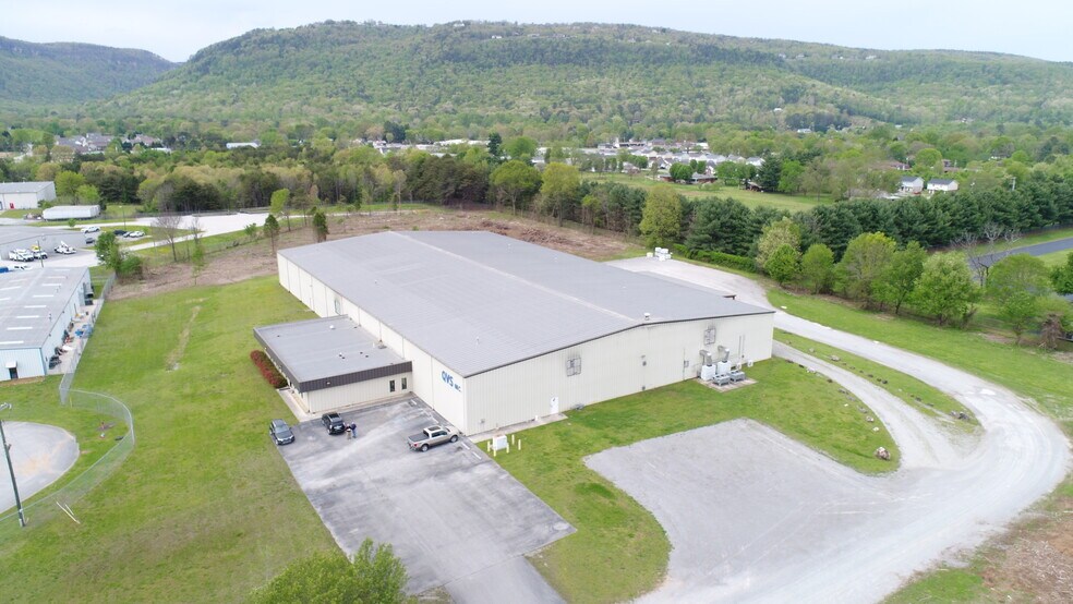 More Photos Of 238 Industrial Park Dr, Soddy-Daisy Unknown For Lease