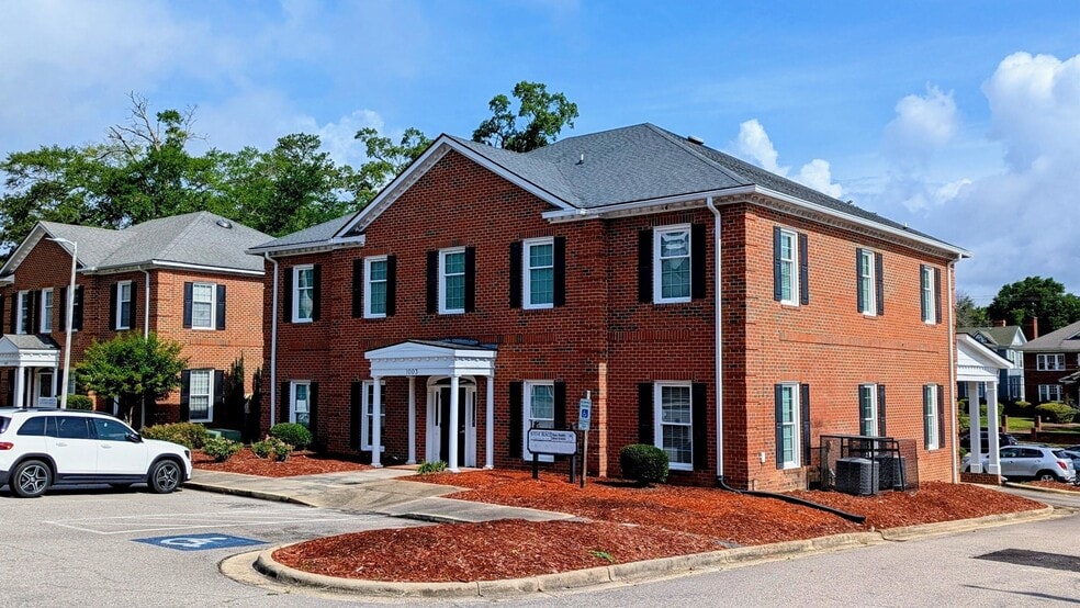 More Photos Of 1003 Hay St, Fayetteville Office For Lease