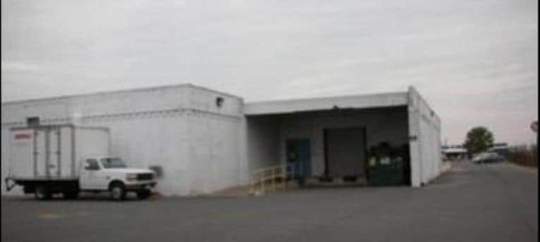 More Photos Of 807 Woods Rd, Cambridge Manufacturing For Lease
