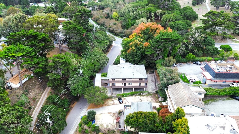 More Photos Of 910 Major Sherman Ln, Monterey Medical For Sale