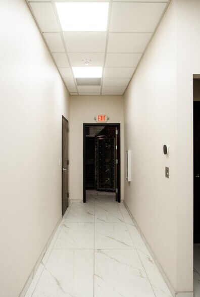 More Photos Of 320 Texas Ave, El Paso Office For Lease