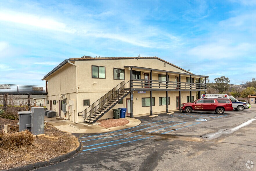 More Photos Of 27350 Valley Center Rd, Valley Center Storefront Retail Office For Lease