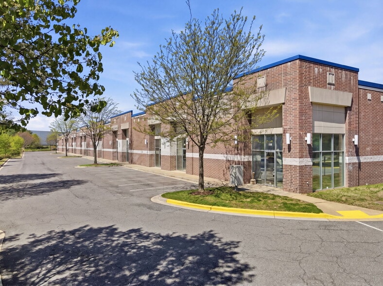 More Photos Of 1001 Prince George's Blvd, Upper Marlboro Light Manufacturing For Sale