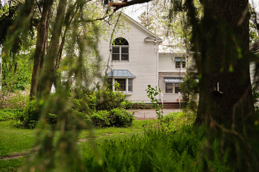 More Photos Of 267 Main St, Schoharie Hospitality For Sale