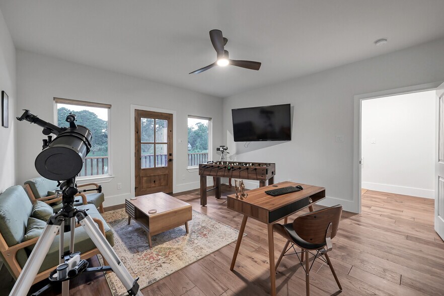 More Photos Of 15937 Stagecoach Rd, Stagecoach Specialty For Sale