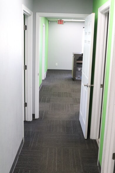 More Photos Of 4583 American Road rd, Rockford Flex For Lease