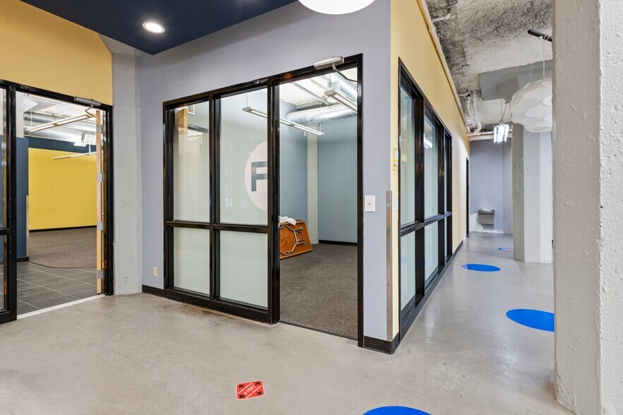 More Photos Of 718 Washington Ave N, Minneapolis Loft Creative Space For Sale