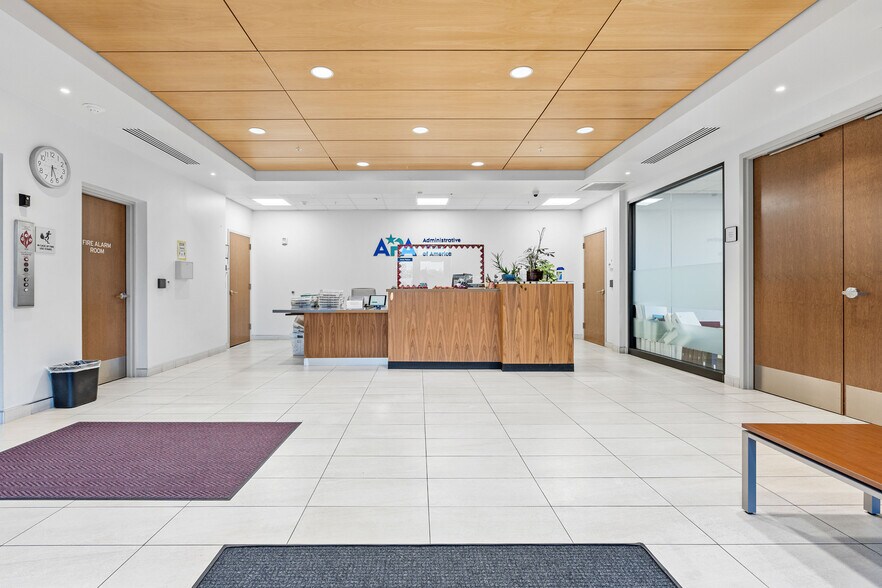 More Photos Of 1403-1405 W 2200 S, Salt Lake City Office For Lease