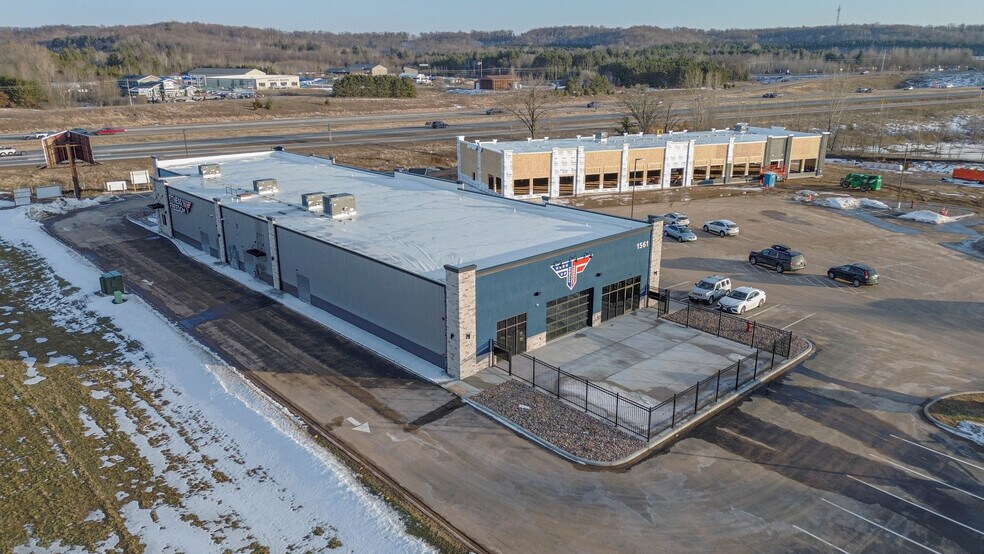 More Photos Of 1643 Commercial Blvd, Chippewa Falls Freestanding For Lease