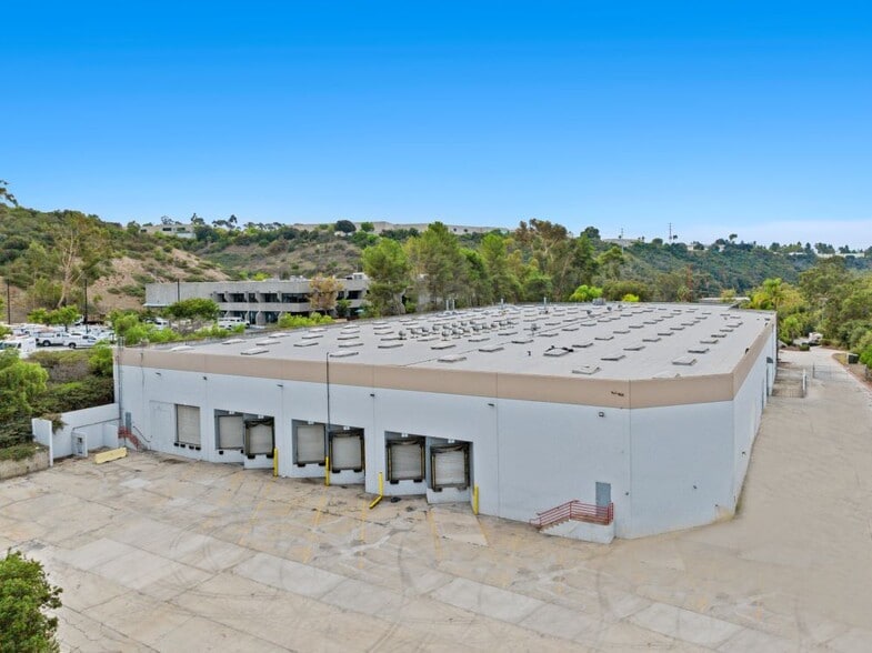 More Photos Of 9151 Rehco Rd, San Diego Distribution For Sale
