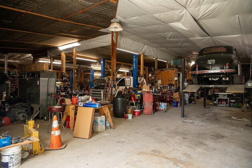 More Photos Of 22572 Bridgeville Hwy, Seaford Auto Dealership For Sale