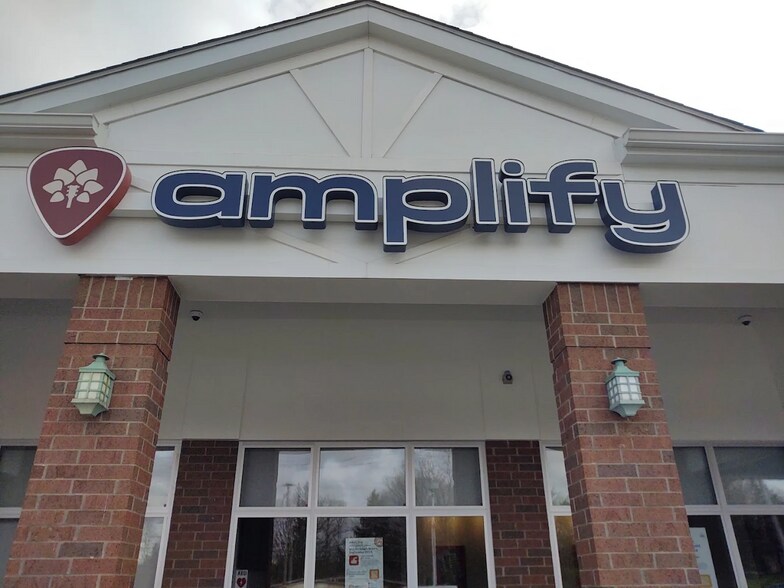 More Photos Of 22707-22807 Rockside Rd, Bedford Unknown For Lease