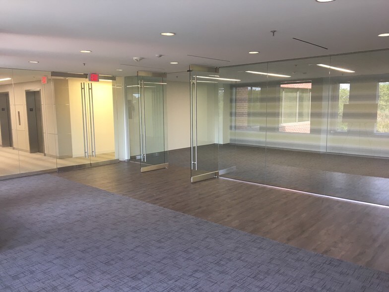 More Photos Of 1201 E Abingdon Dr, Alexandria Office For Lease