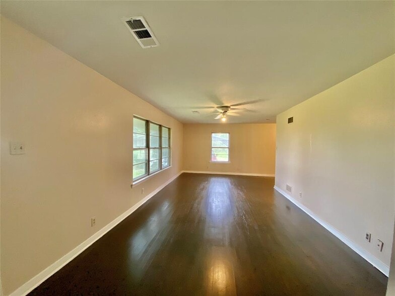 More Photos Of 6718 Sjolander Rd, Baytown Land For Sale