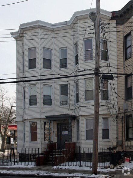 More Photos Of 47 N Bleeker St, Mount Vernon Apartments For Sale