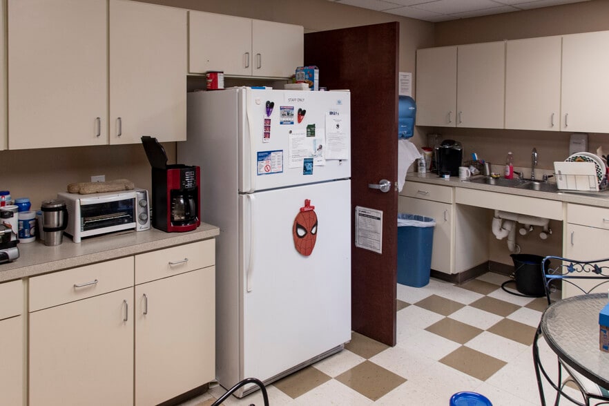 More Photos Of 1035 Lincolnton Rd, Salisbury Medical For Sale