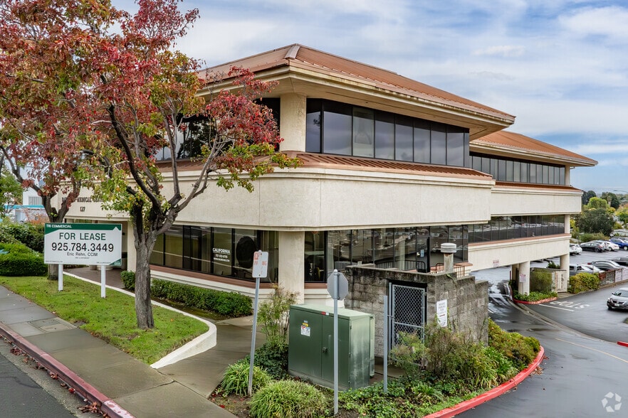 More Photos Of 127 Hospital Dr, Vallejo Medical For Lease