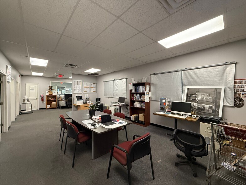 More Photos Of 5601 Tulip St, Philadelphia Warehouse For Sale