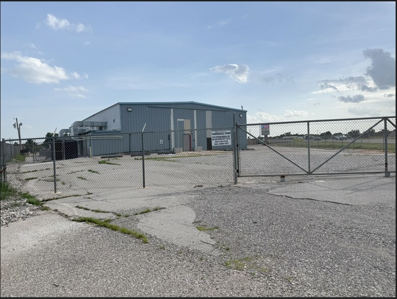 Primary Photo Of 818 W Veterans Memorial Hwy, Blanchard Industrial For Sale