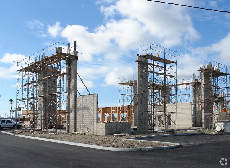 More Photos Of 2861 N Ventura Rd, Oxnard Office For Sale