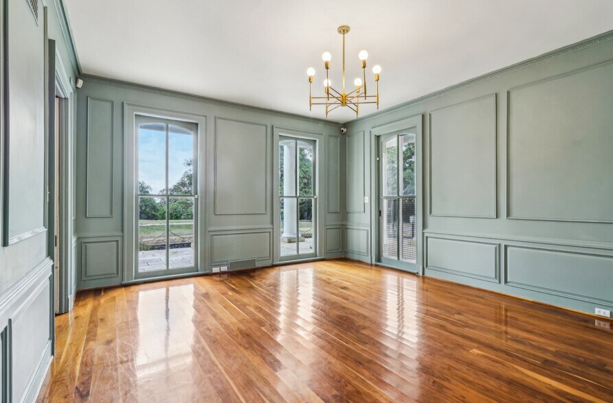 More Photos Of 7735 Mocking Bird Ln, San Antonio Lodge Meeting Hall For Sale