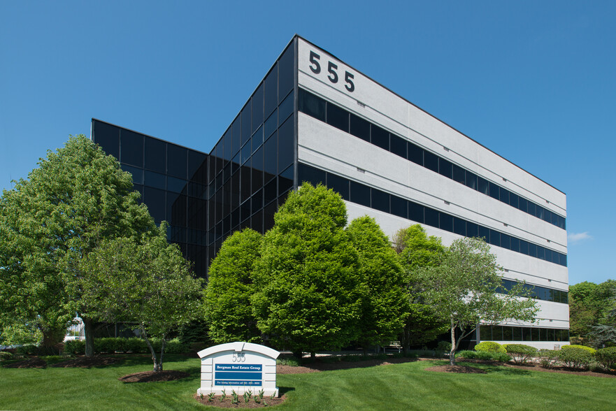 Primary Photo Of 555 US Highway 1 S, Iselin Office For Lease