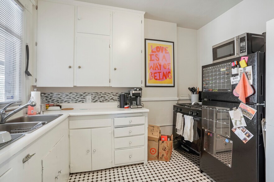 More Photos Of 1355-1365 Vine St, Denver Apartments For Sale