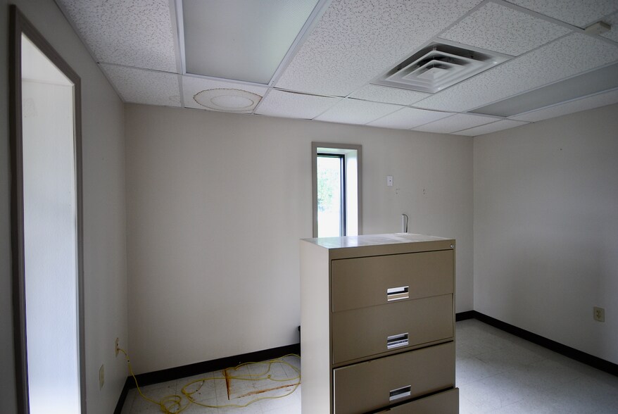 More Photos Of 139-165 Conalco Dr, Jackson Warehouse For Lease