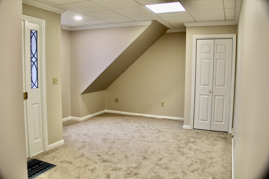 More Photos Of 500 Market St, Portsmouth Office For Sale