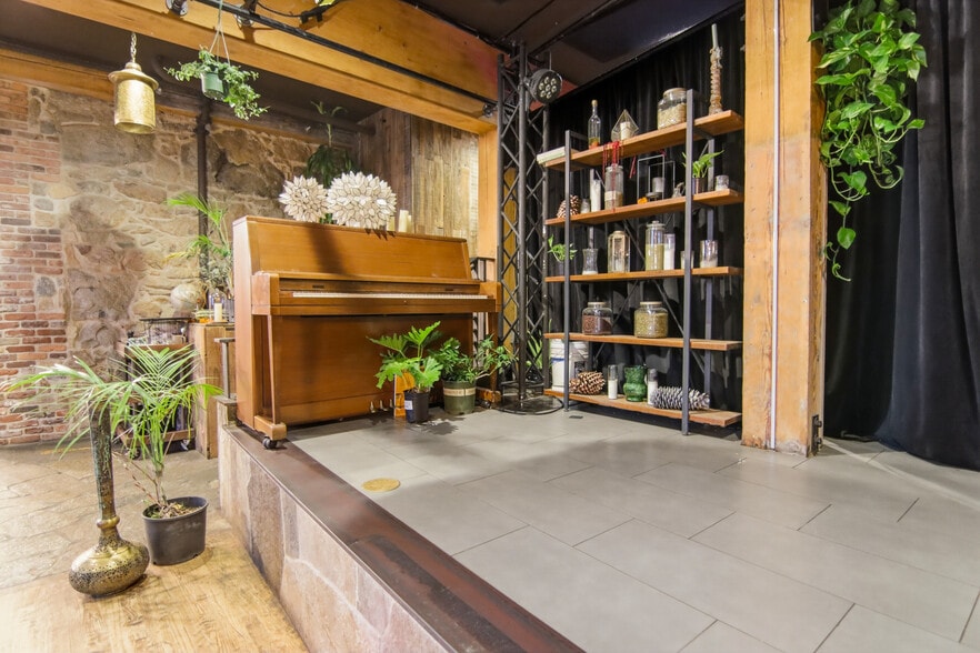 More Photos Of 107 Sacramento St, Nevada City Restaurant For Sale