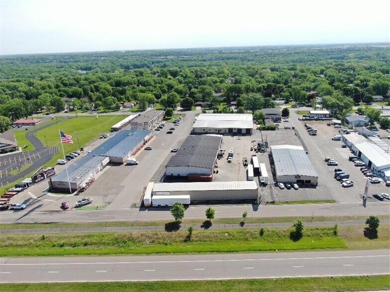 More Photos Of 2629 Clearwater Rd, Saint Cloud Warehouse For Lease