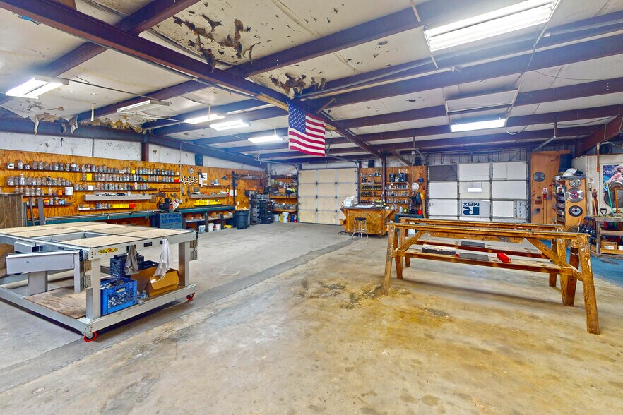 More Photos Of 21262 US Highway 59, New Caney Manufacturing For Sale