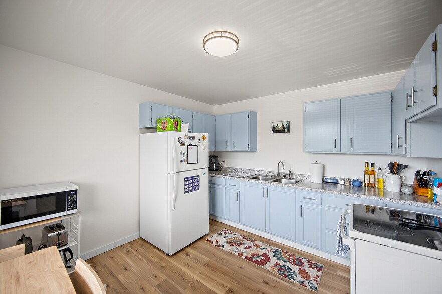 More Photos Of 3551 Baltimore Ave, Pueblo Apartments For Sale