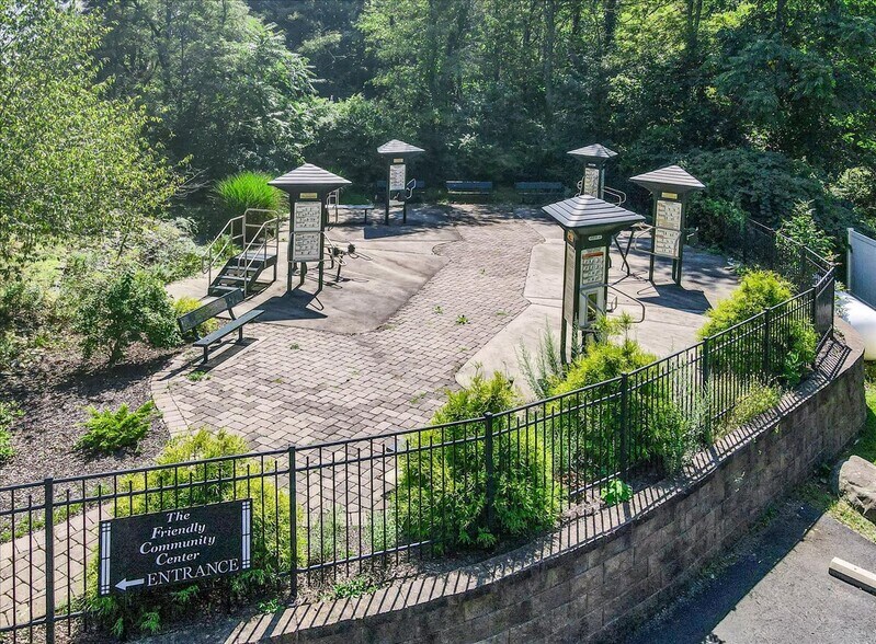 More Photos Of 6683 PA-191, Cresco Flex For Sale