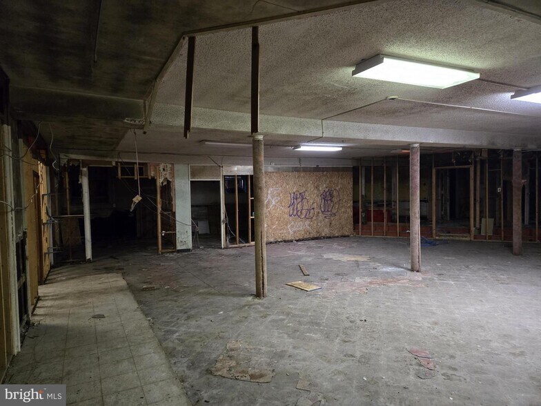 More Photos Of 5001 Baltimore Ave, Philadelphia Specialty For Sale
