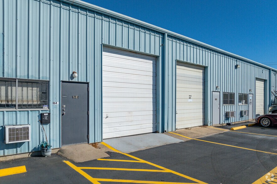 More Photos Of 1118 N Main St, Pearland Unknown For Lease