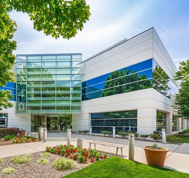 Primary Photo Of 1740 Creekside Oaks Dr, Sacramento Office For Lease