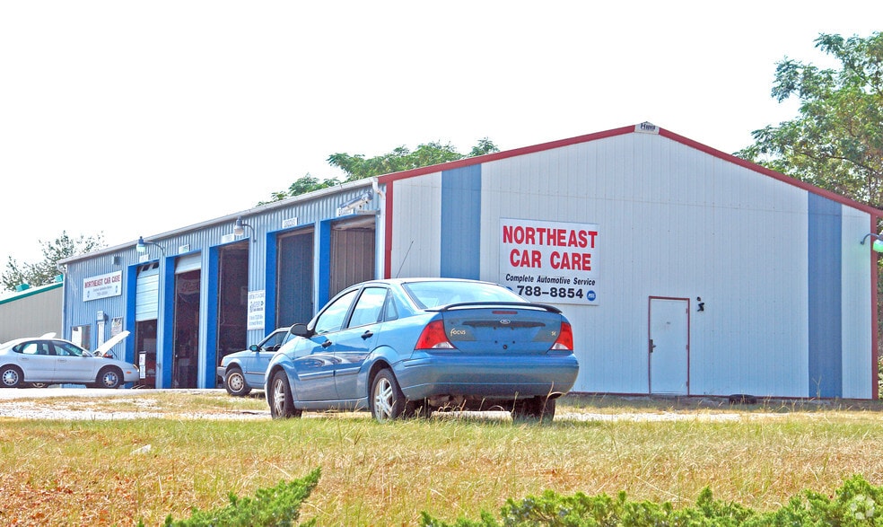More Photos Of 10231 Two Notch Rd, Columbia Auto Repair For Lease