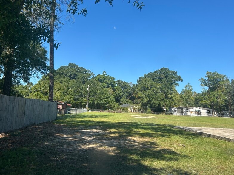 More Photos Of 223 Saraland Blvd S, Saraland Specialty For Sale