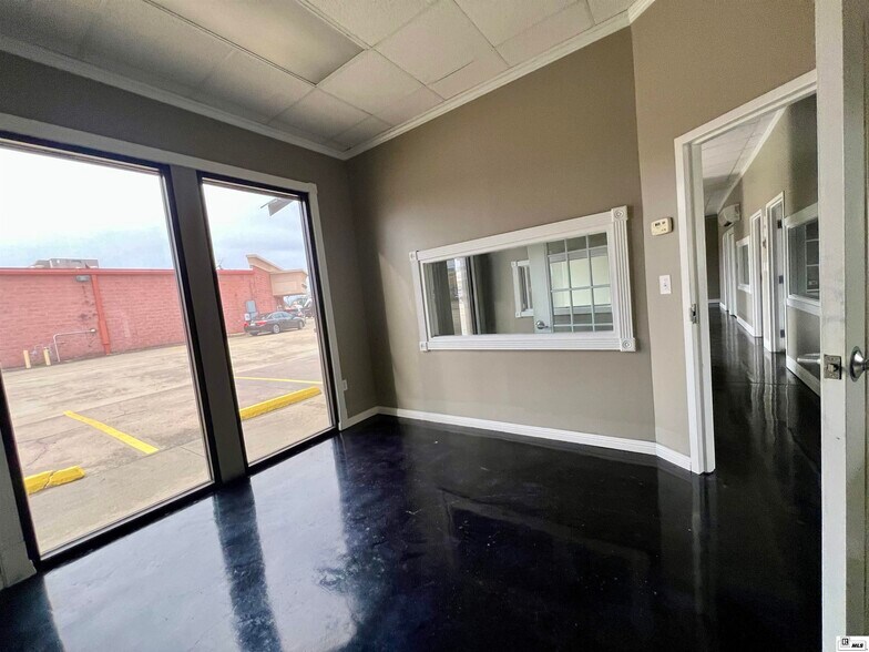 More Photos Of 5324 Cypress St, West Monroe Medical For Lease