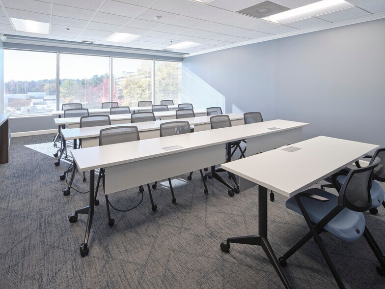 More Photos Of 3379 Peachtree Rd NE, Atlanta Office For Lease