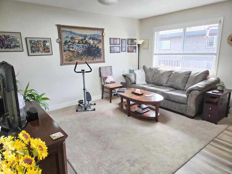 More Photos Of 8020-8050 Beverly Dr, Rohnert Park Apartments For Sale