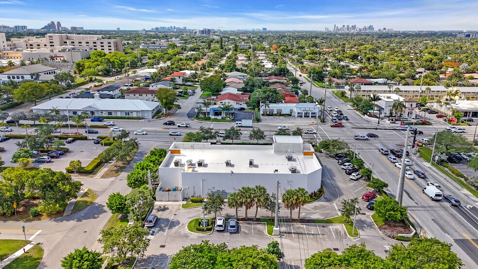 More Photos Of 1815-1823 E Commercial Blvd, Fort Lauderdale Storefront For Sale
