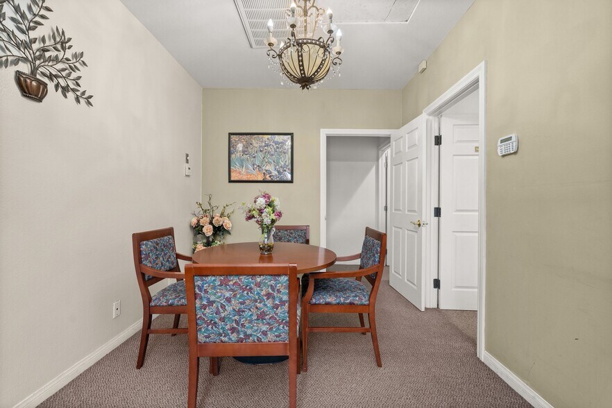 More Photos Of 7121 Magnolia Ave, Riverside Office For Sale