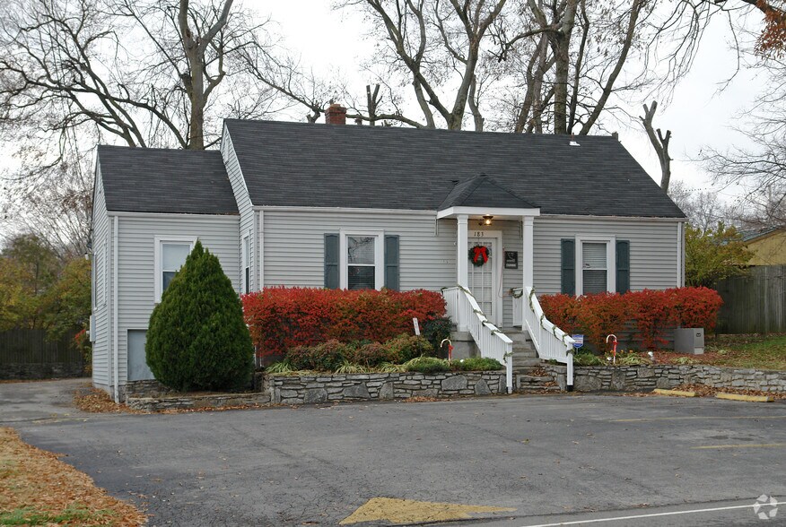 More Photos Of 183 Thompson Ln, Nashville Medical For Lease