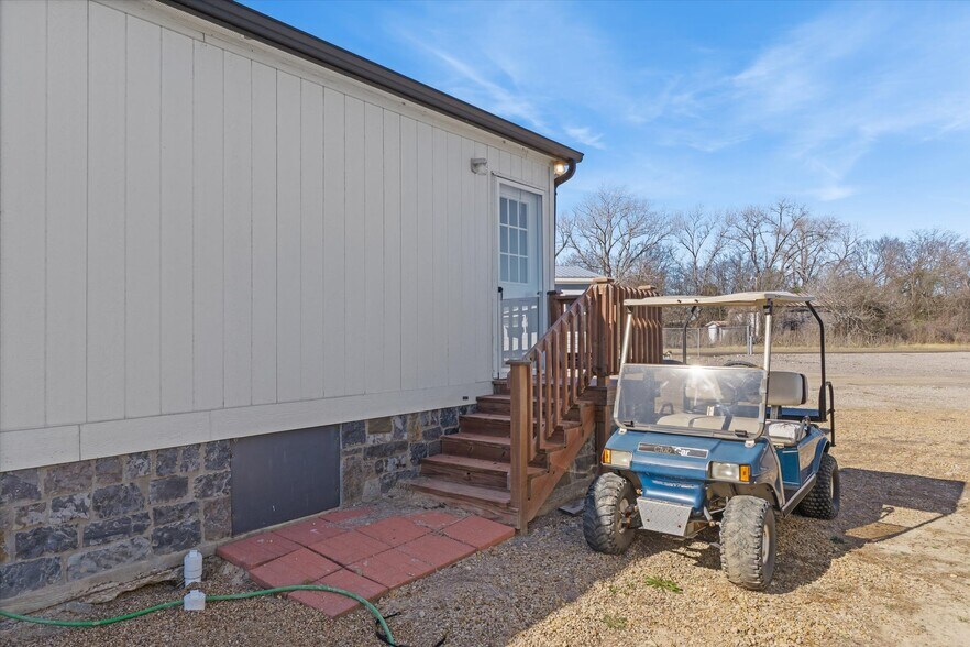 More Photos Of 16955 E. Highway 175, Kemp Land For Sale